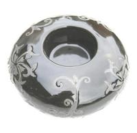 Flot dekoreret fyrfad lysestage i sort keramik.