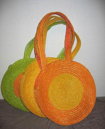 Lækre billige strandtasker i 3 farver.