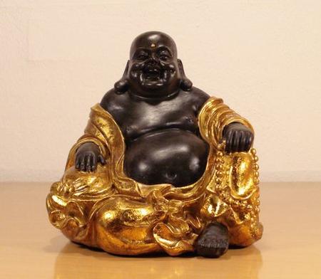 Flot Kinesisk Buddha i mørk antik med guld